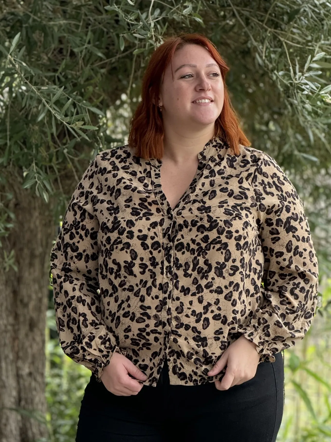 Curvy ❤️ | Léopard 🐆🌸*Mademoiselle Marcelle Blouse Rosalie Taupe