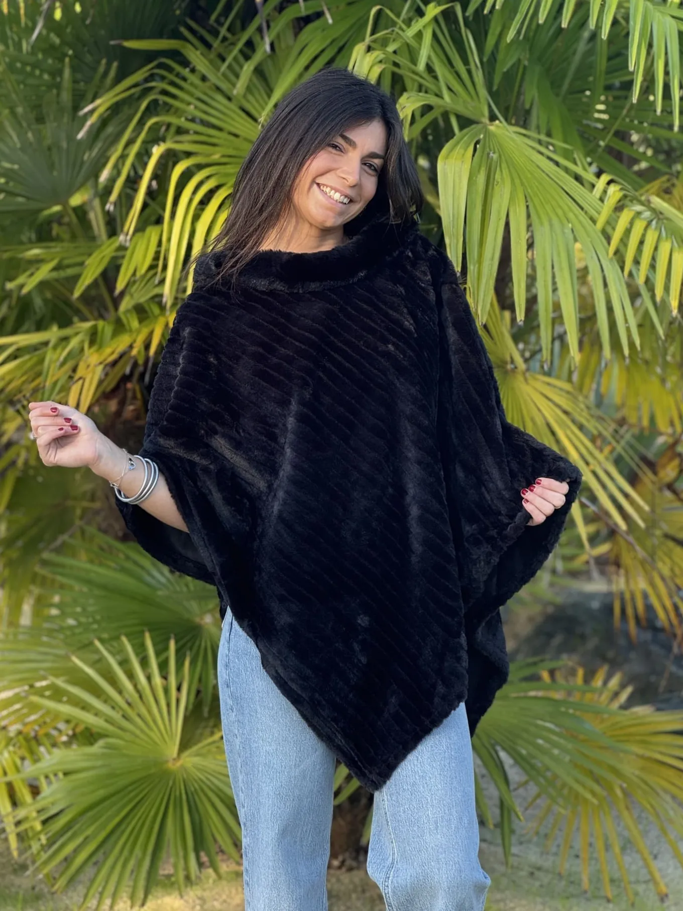 Gilets Et Pulls*Mademoiselle Marcelle Poncho Cléane Noir