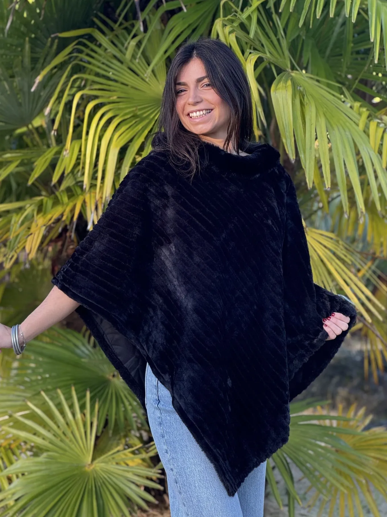 Gilets Et Pulls*Mademoiselle Marcelle Poncho Cléane Noir